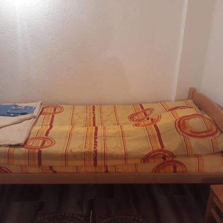 Apartmani Sastavci 耶蒂斯特 外观 照片