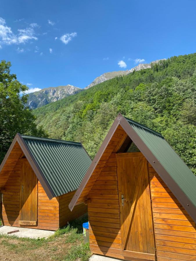 Apartmani Sastavci 耶蒂斯特 外观 照片