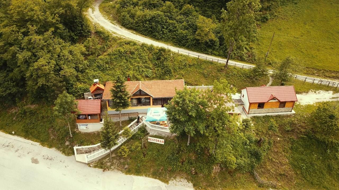 Apartmani Sastavci 耶蒂斯特 外观 照片